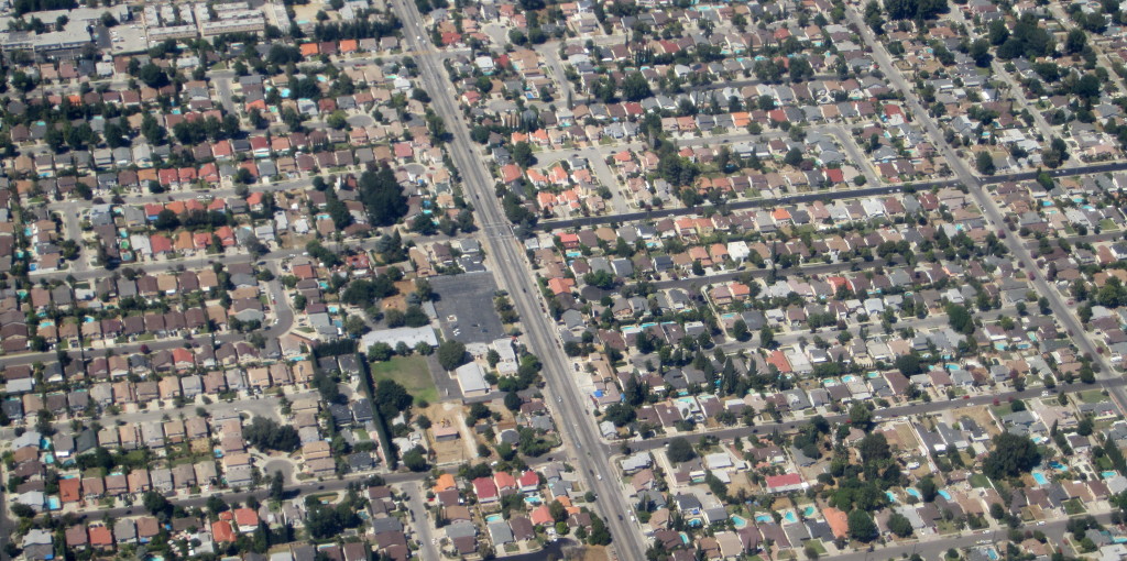 Moving to Tarzana Moving Happiness Home