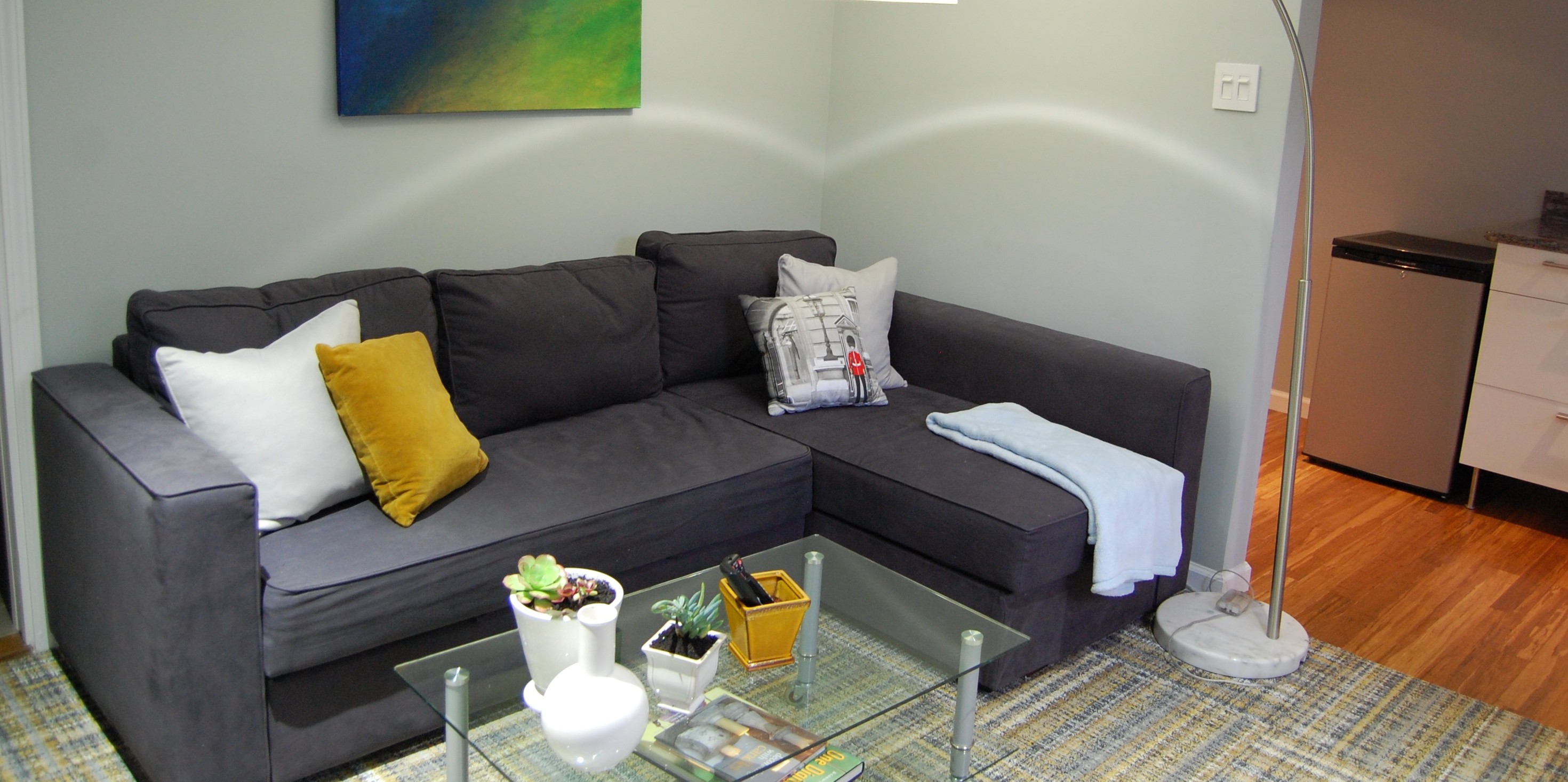 Moving into Your Tiny Apartment Moving Happiness Home